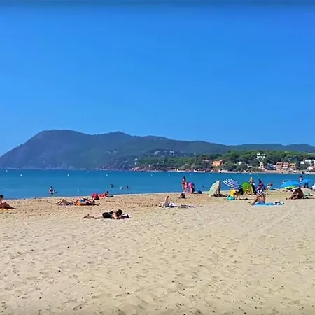 Pieds Dans L'eau 公寓 *